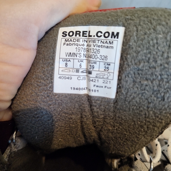 SOREL Women's Kinetic RNEGD Conquest Waterproof Leather Sneaker Boots Size 8 - Picture 8 of 17